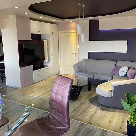 Modern 1br With Hill View & Free Street Parking Appartement Plovdiv