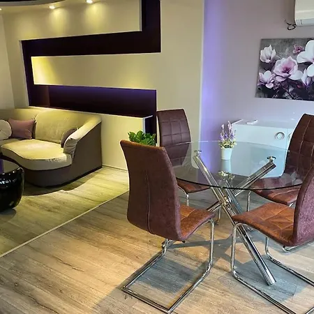 Modern 1br With Hill View & Free Street Parking